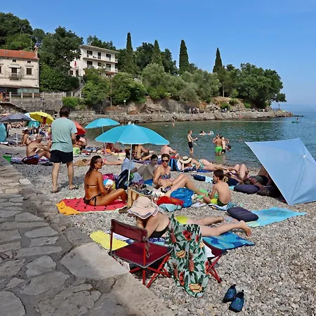 And By The Sea Ika, Opatija - 27482 Gostinjska kuća